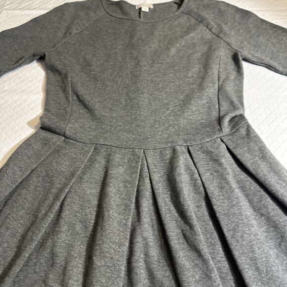 Ladies EUC Gap Fit & Flare Gray Dress pullover short‎ sleeve - casual size XS - Picture 3 of 9
